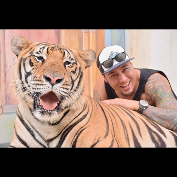 Meet your Posher, John - Picture 6 of 8